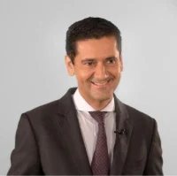 santiago minguez esade